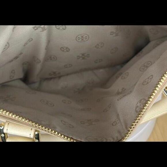Tory Burch Robinson Tote Saffiano Leather Two Tone Beige Ivory Purse Crossbody - Picture 13 of 16